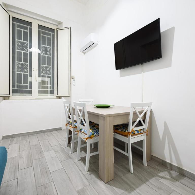 Vico Mastellone 16 - Appartamento - 21