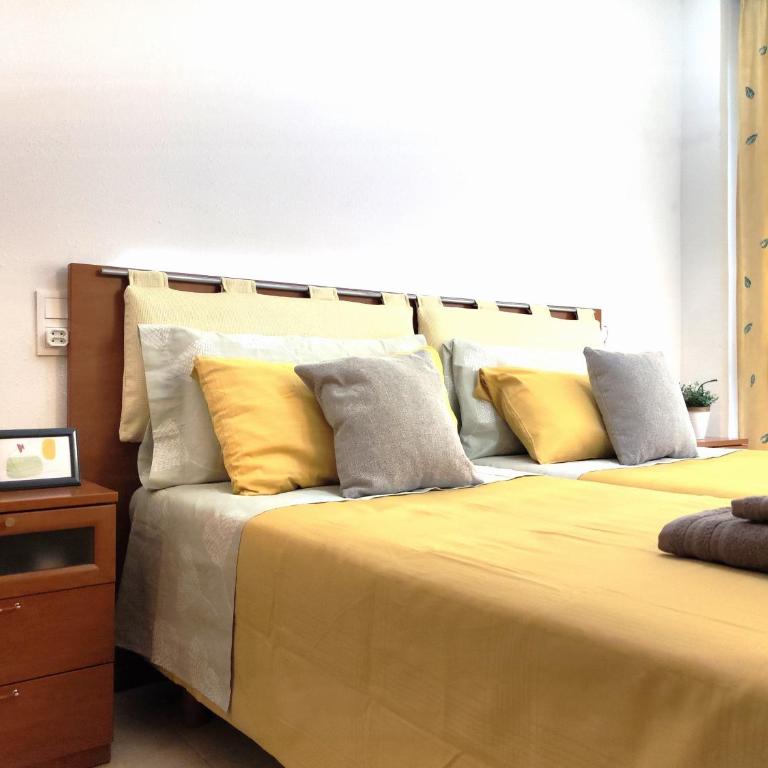 Luminoso apartamento en SALOU con PISCINA, TERRAZA y PARQUE INFANTIL IDEAL FAMILIAS - Apartamento con vistas a la piscina - 54
