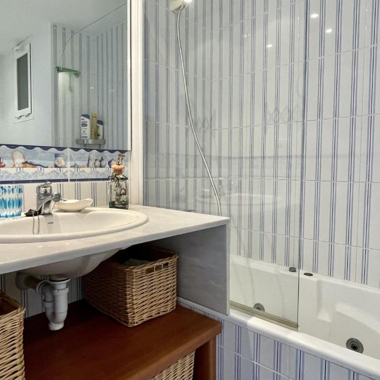 Rocamaura I A 2-2 - Two-Bedroom Apartment - 24