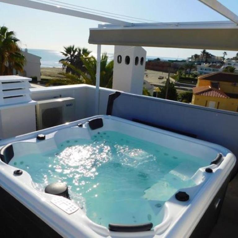 DUPLEX NOSY BE vue sur mer avec solarium et jacuzzi - Chalet de 2 dormitorios - 1