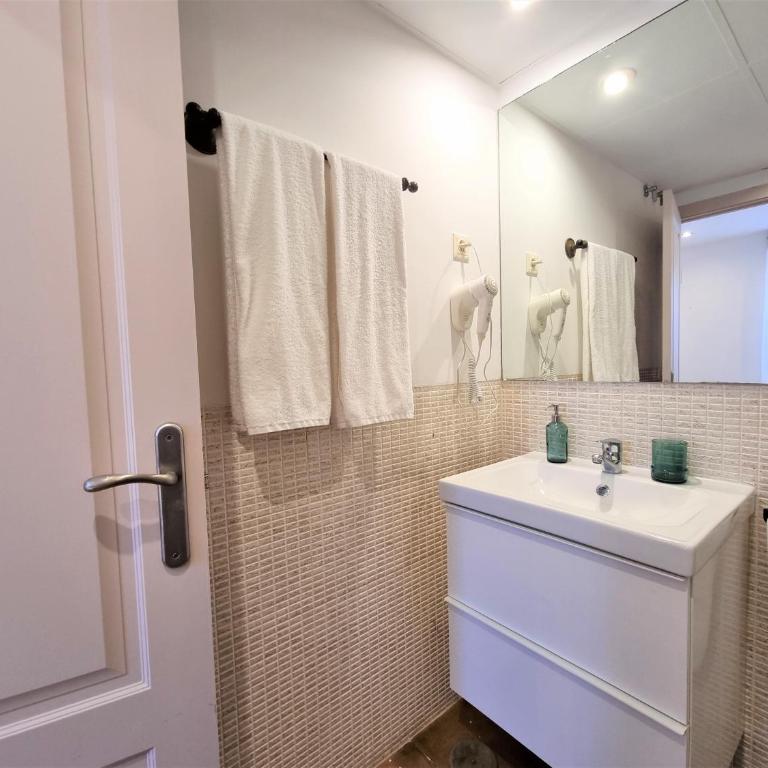 APARTAMENTOS SAN ANDRES - One-Bedroom Apartment - 12