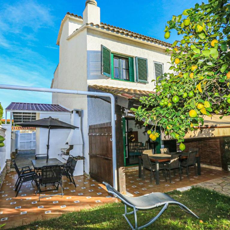 LITORAL COSTA DORADA - CALDERON de la BARCA - Casa de 3 dormitorios - 4