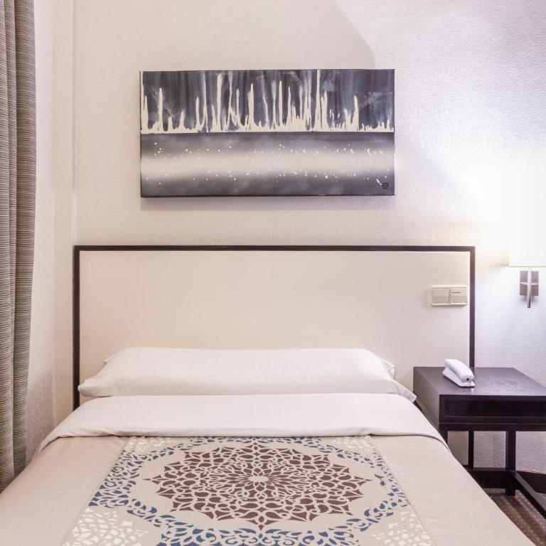 Hotel Macià Plaza - Single Room - 5