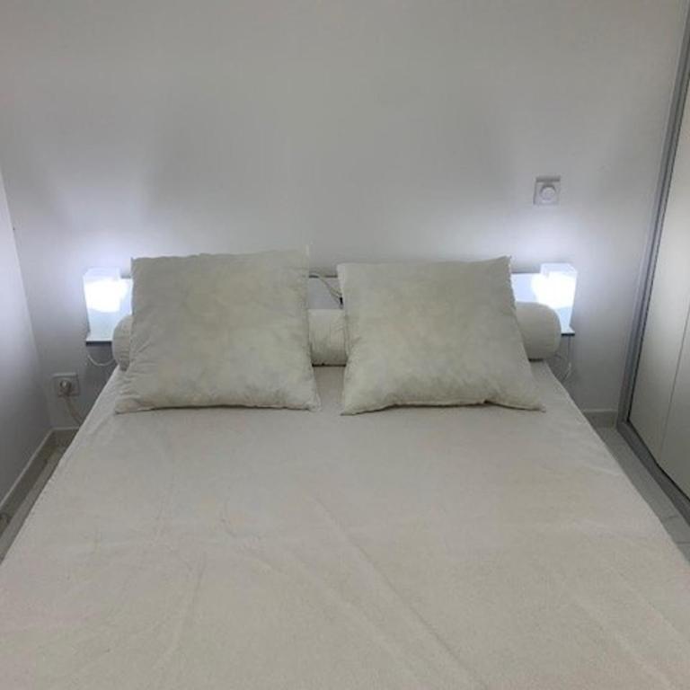 Appart T3 rénové avec climatisation, terrasse, wifi, ascenseur et parking à 2 min des thermes - Appartement 2 Chambres - 9