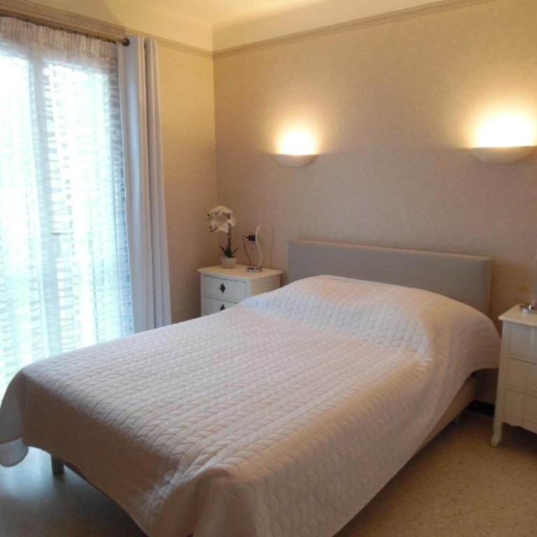 Charmant F2 à Amélie-les-Bains avec terrasse, parking et Wi-Fi, proche thermes et centre-ville - Appartement 1 Chambre - 3