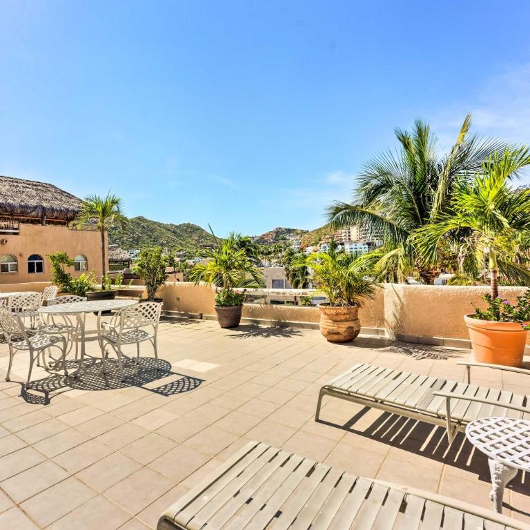 Chic Cabo San Lucas Getaway < 2 Miles to Beaches! - Apartamento - 23