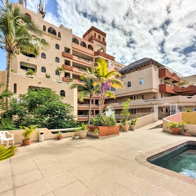 Chic Cabo San Lucas Getaway < 2 Miles to Beaches! - Apartamento - 26