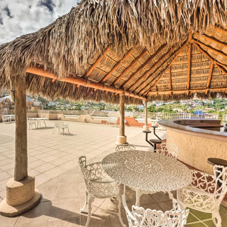 Chic Cabo San Lucas Getaway < 2 Miles to Beaches! - Apartamento - 29