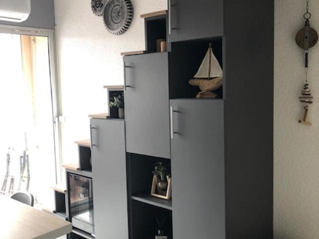 HAMEAU DES CAPELLANS Duplex avec superbe vue marina piscine wifi gratuit parking gratuit - Apartment mit 1 Schlafzimmer - 11