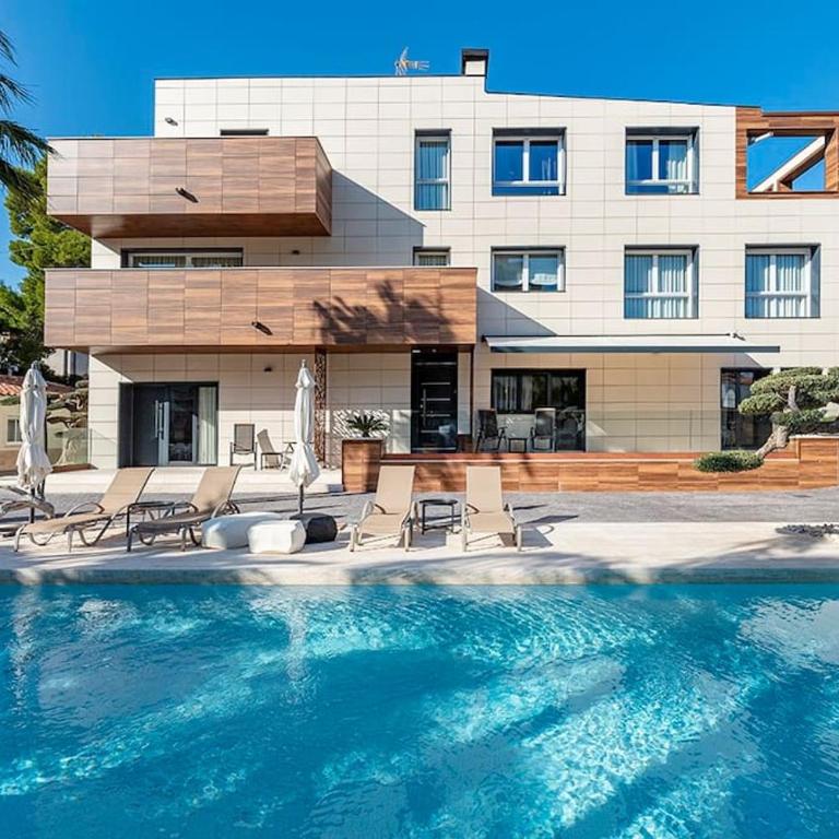 [Lusso e relax] con piscina a 2 minuti dal mare - Apartamento de 1 dormitorio - 11