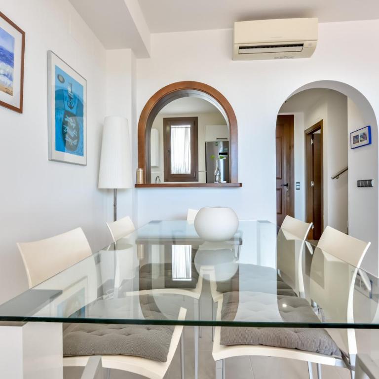 Villa Mirador de Bassetes 15 - Grupo Turis - Villa - 4