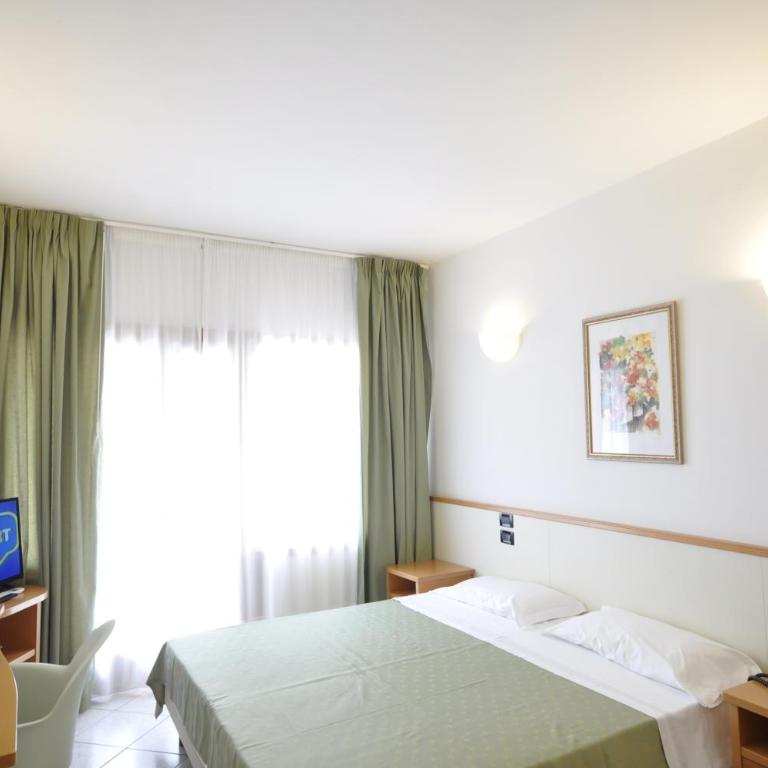 Hotel degli Ulivi - Camera Familiare Standard - 3