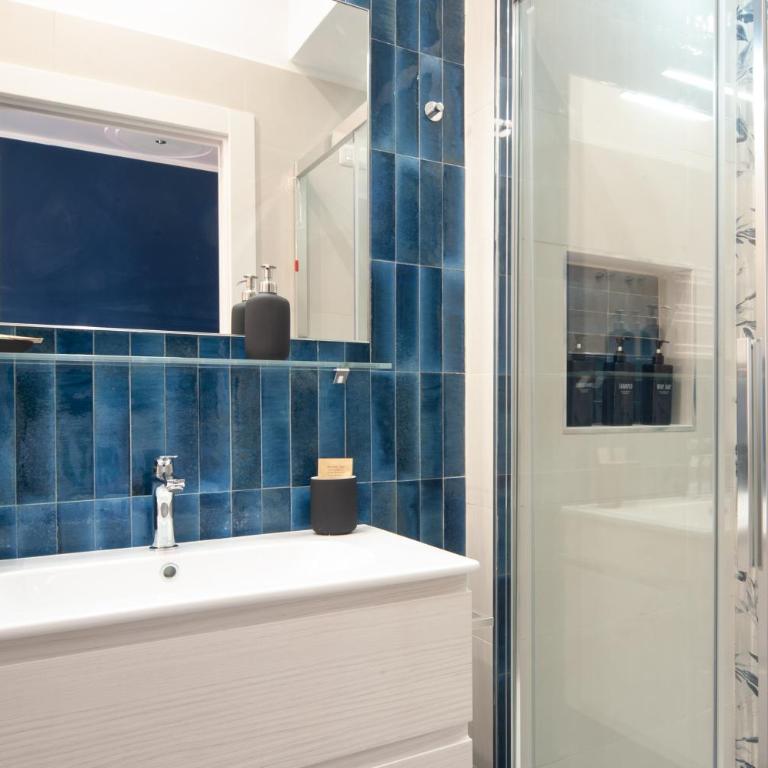 Veniero37 Guest House - King Room with Private Bathroom - 15