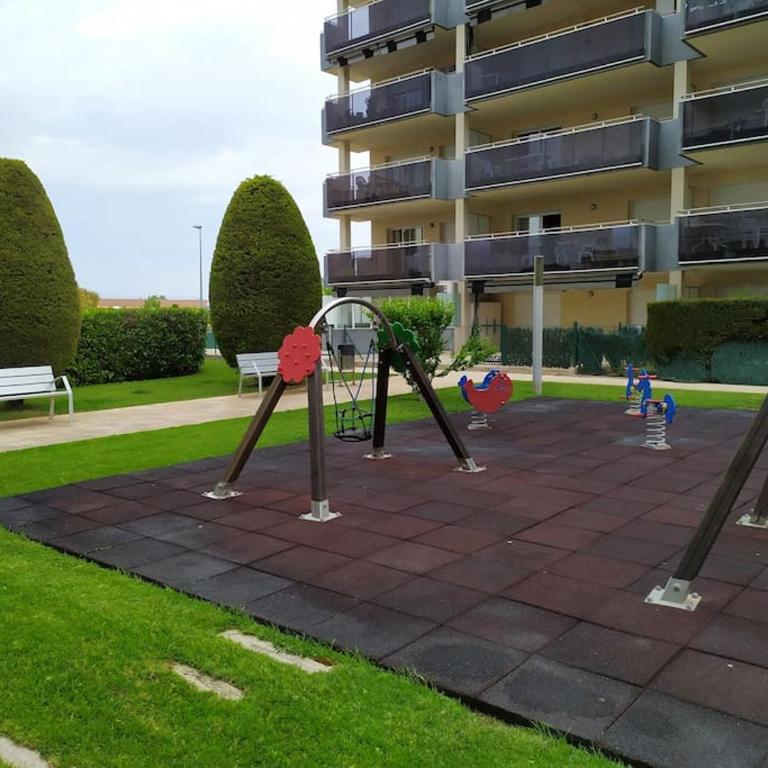 NOVA PINEDA PORT AVENTURA - Apartment with Pool View - 10