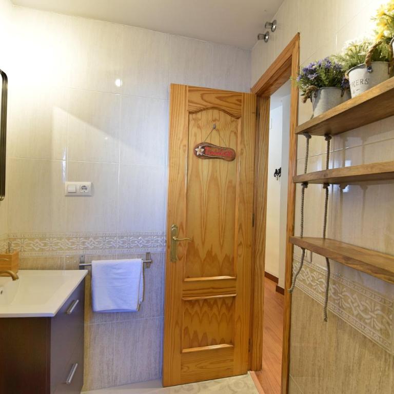 Apt del Conde Old town - Two-Bedroom Apartment - 35