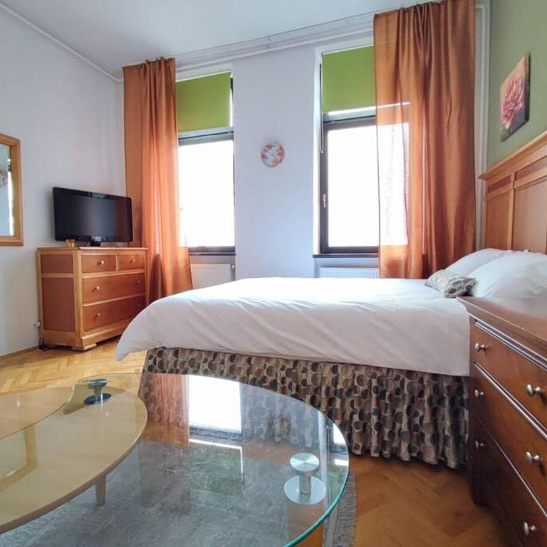 Bascarsija apartment B-Home Old Town Sarajevo - Two-Bedroom Apartment - 1