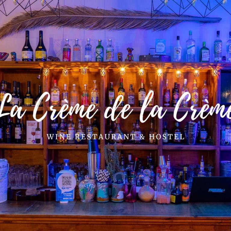 La Créme de la Créme Hostel - Habitación compartida femenina de 4 camas - 1