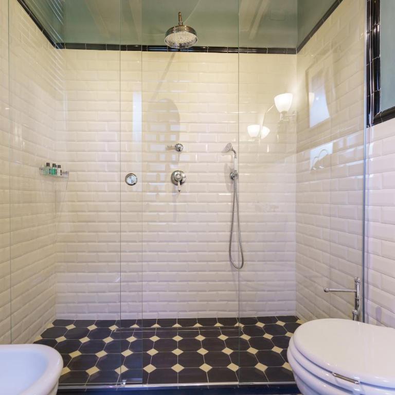 Borgo Signature Rooms - Camera Matrimoniale Deluxe con Balcone - 8