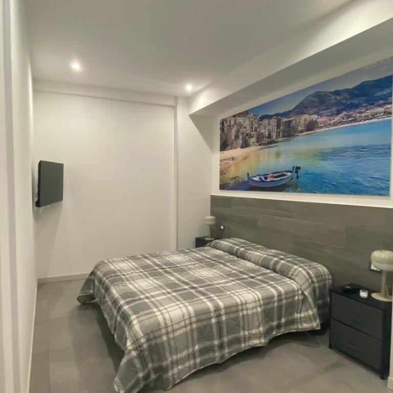City Life - Superior Double or Twin Room - 4