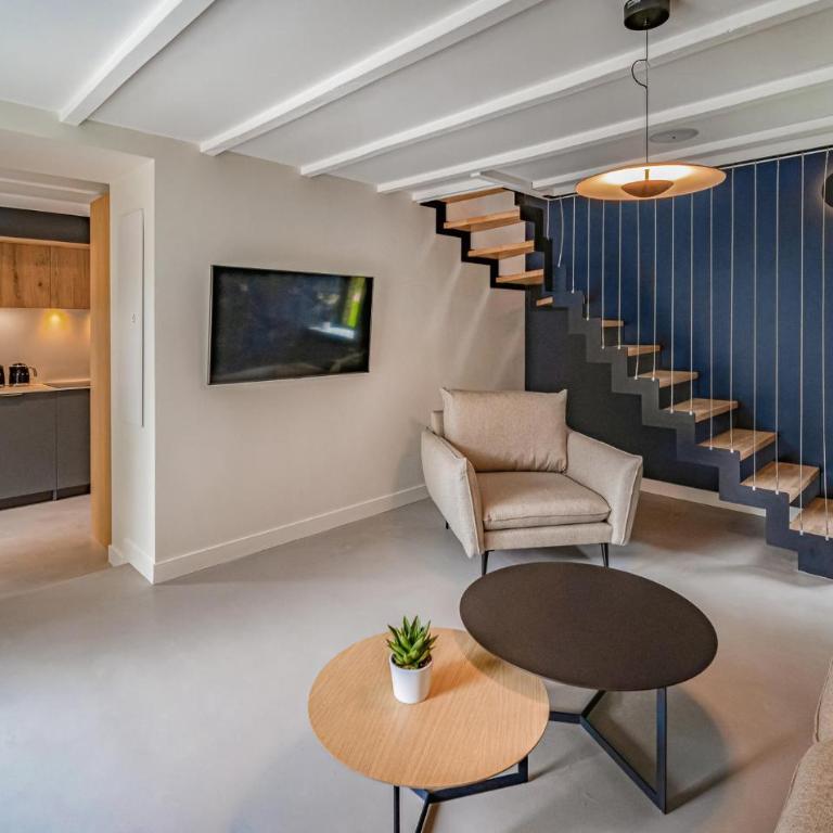 Awesome Home In Concarneau - Maison de Vacances 1 Chambre - 4