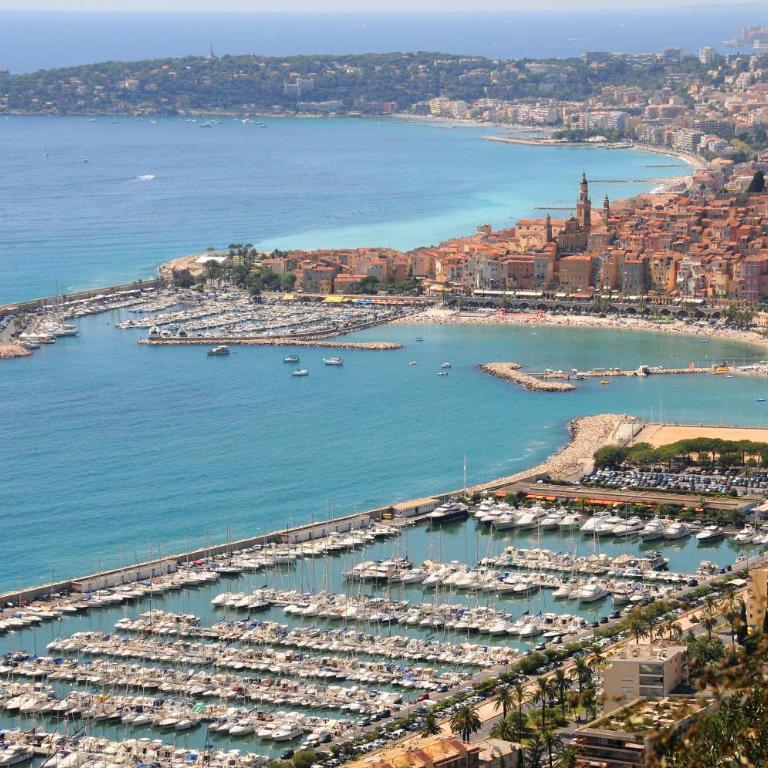 53 Solaro Apartments - One-Bedroom Apartment with Sea View - 17