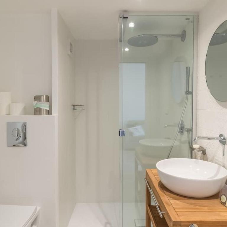 Charming studio mezzanine w/ large terrace - Nice - Appartement 1 Chambre - 12