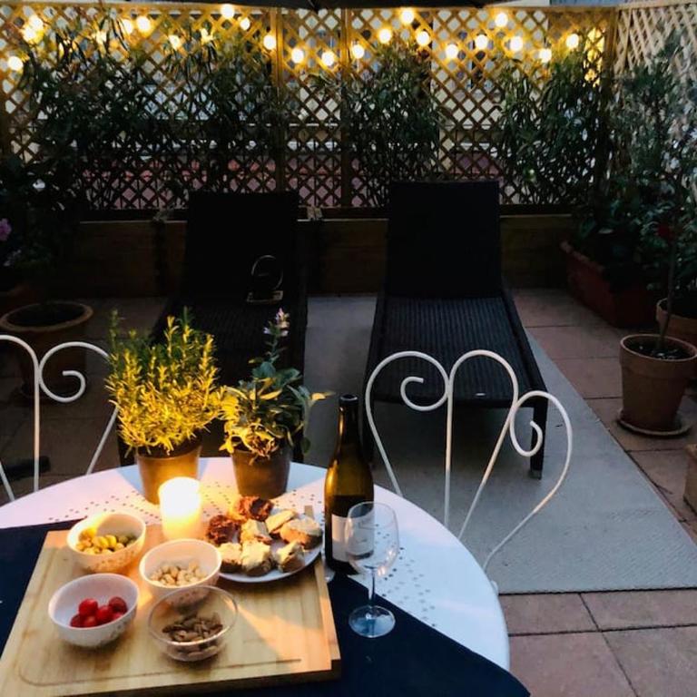 Charming studio mezzanine w/ large terrace - Nice - Appartement 1 Chambre - 14