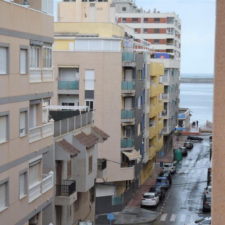 Torri apartments - 3 mins walk to beach - Apartamento de 3 dormitorios - 1