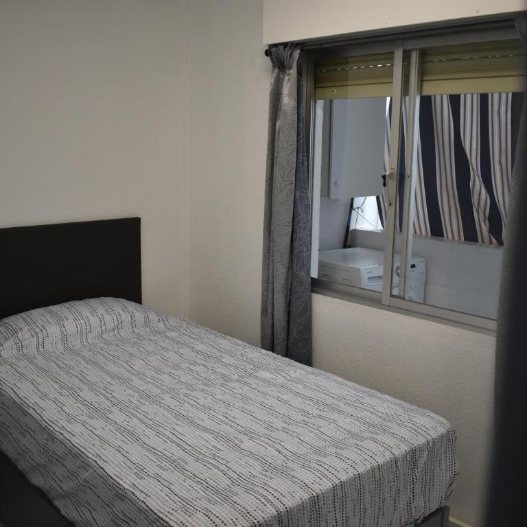 Torri apartments - 3 mins walk to beach - Apartamento de 3 dormitorios - 12