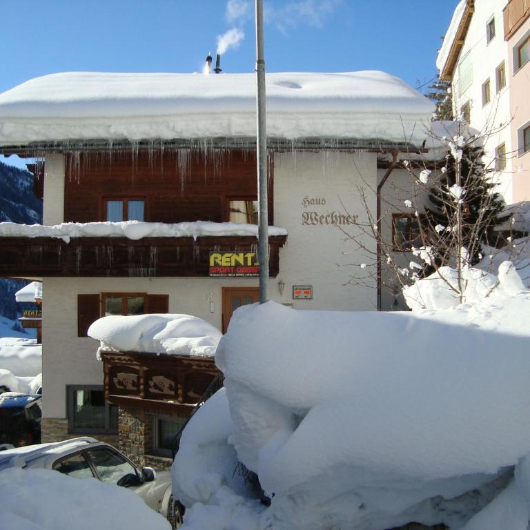 Haus Wechner - Apartment mit 3 Schlafzimmern und Balkon - 1