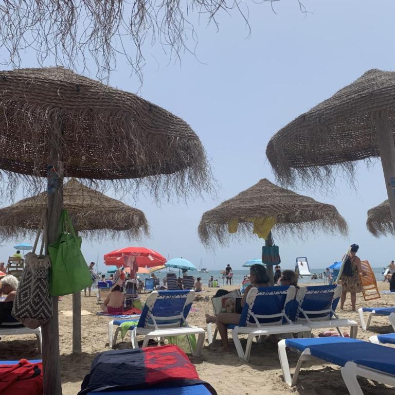 Torri apartments - 3 mins walk to beach - Apartamento de 3 dormitorios - 2