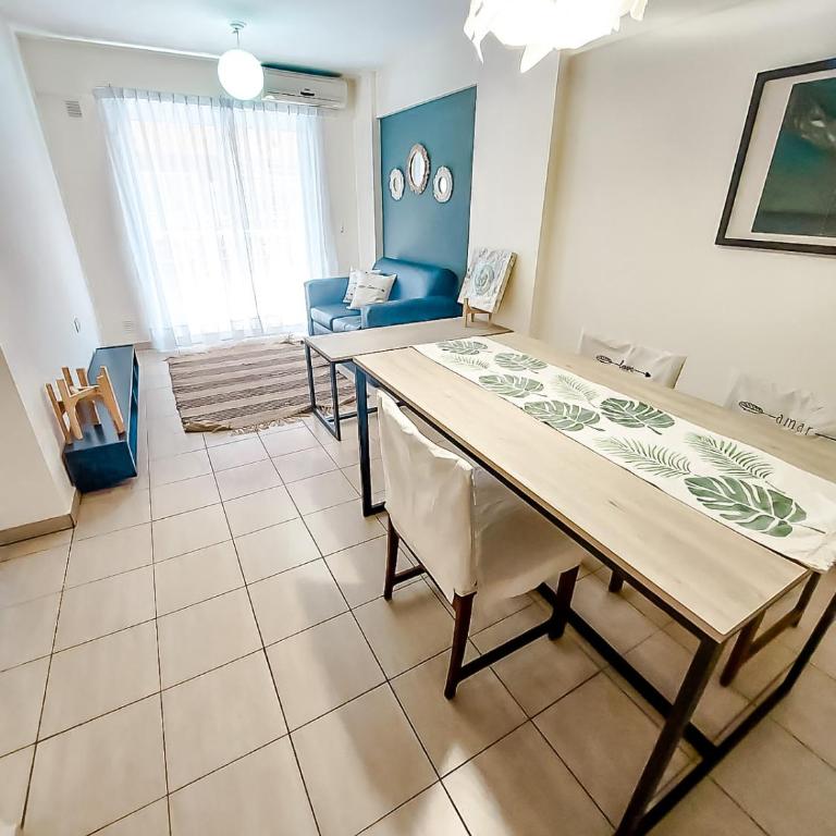 Hermoso Departamento amplio con BALCÓN - Apartamento de 1 dormitorio - 2