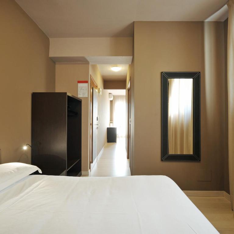 M14 Hotel & Spa - Camera Tripla Economy - 1