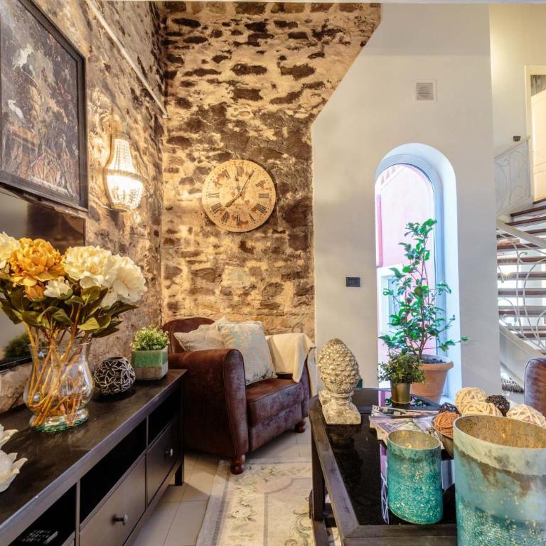 Villa Catia Farmhouse, Three Luxury Bedrooms, a Jacuzzi Pool and a Dream-Like Getaway Experience - Villa con 3 Camere da Letto - 42