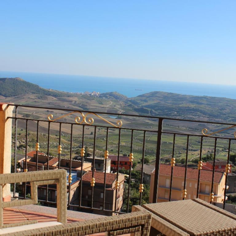 B&B Montemare - Camera Quadrupla con Vista Mare - 12