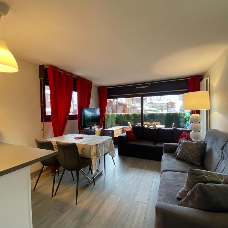 Studio 4 pers, coin montagne, terrasse, parking privatif, centre village, non fumeur - FR-1-437-100 - Studio - 10