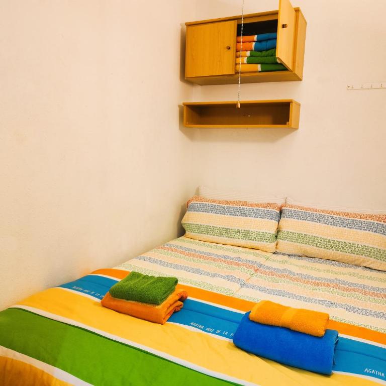 Luminoso apartamento en SALOU con PISCINA, TERRAZA y PARQUE INFANTIL IDEAL FAMILIAS - Apartamento con vistas a la piscina - 32