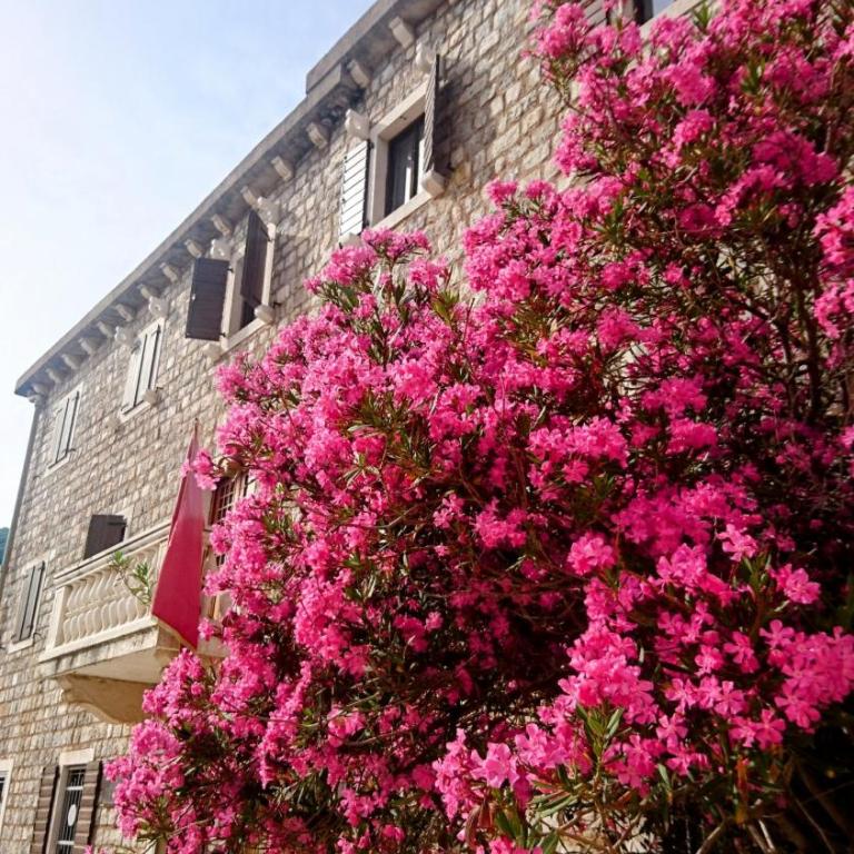 Petrovac Bay Monte - Three-Bedroom Apartment - 32