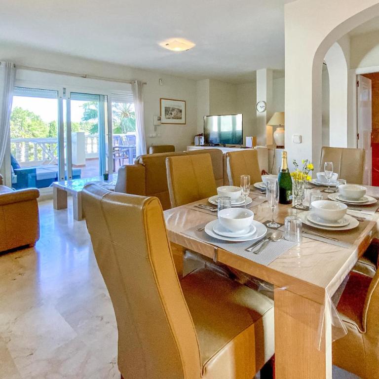 Gorgeous Home In Orihuela Costa - Casa Vacacional de 3 dormitorios - 2