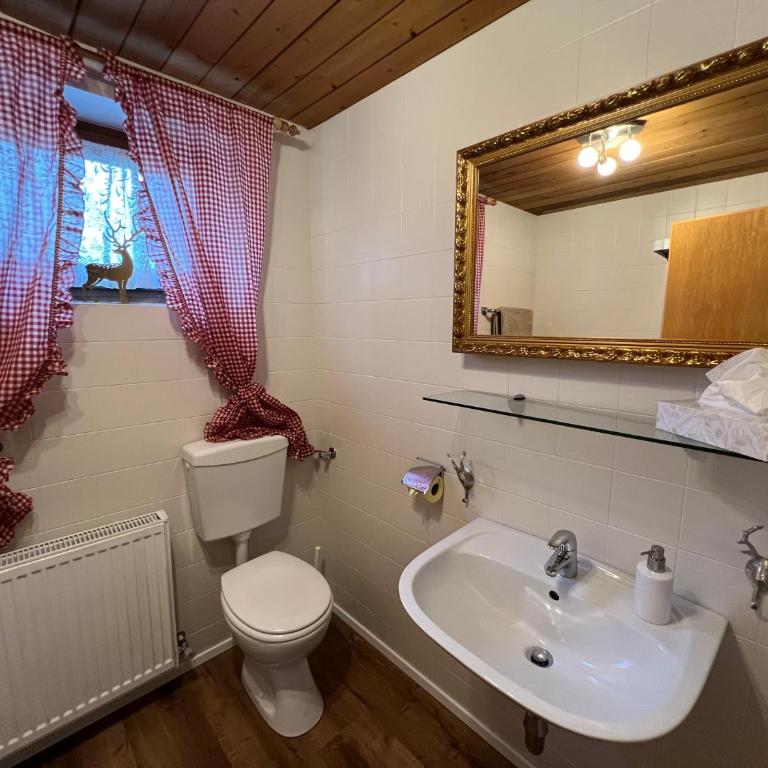 Ferienwohnung Steinbock Terrasse, Gartensauna, Garten, Grillplatz - Apartment mit 2 Schlafzimmern - 53