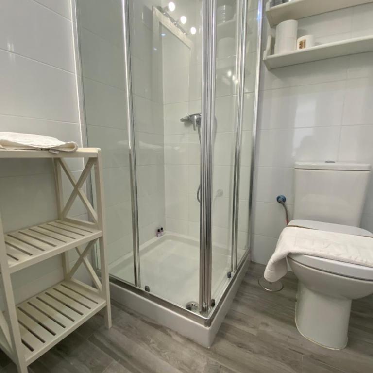 WintowinRentals Amazing Apartment with Sea view - Two-Bedroom Apartment - 6