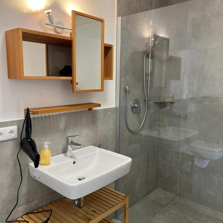 Ferienwohnungen Rössle - Apartment mit Terrasse - 4
