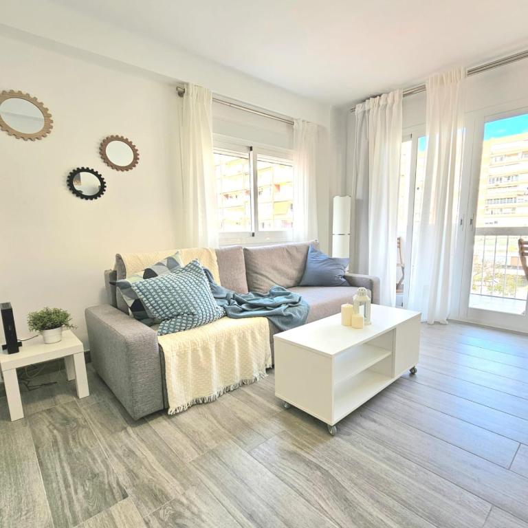 Mavi Torre del Mar - One-Bedroom Apartment - 1