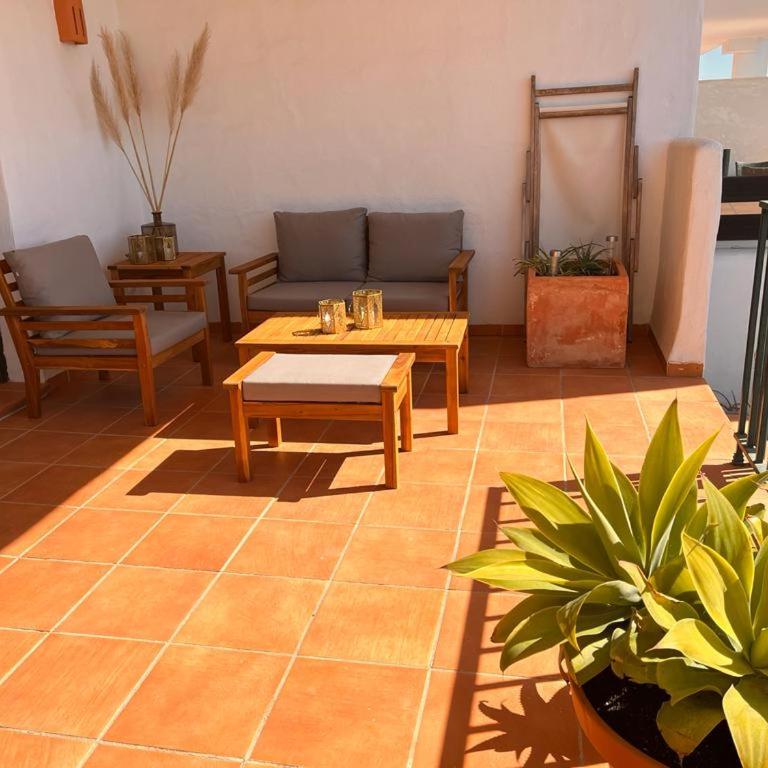 Augusta Views - Two-Bedroom Apartment - 21
