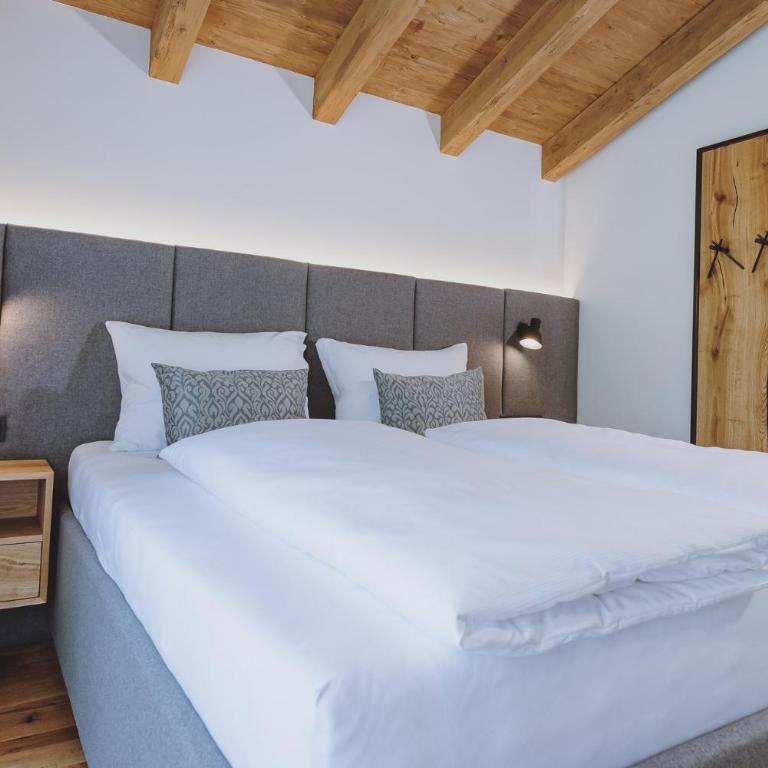 Premium Chalets by ZAGLGUT, Zell am See-Kaprun - Wellness & Infinity Pool, Air Conditioning, Panoramic Views & Summer Card Included - Chalet mit 2 Schlafzimmern - 12