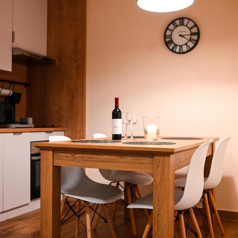 Lena Apartman - One-Bedroom Apartment - 2