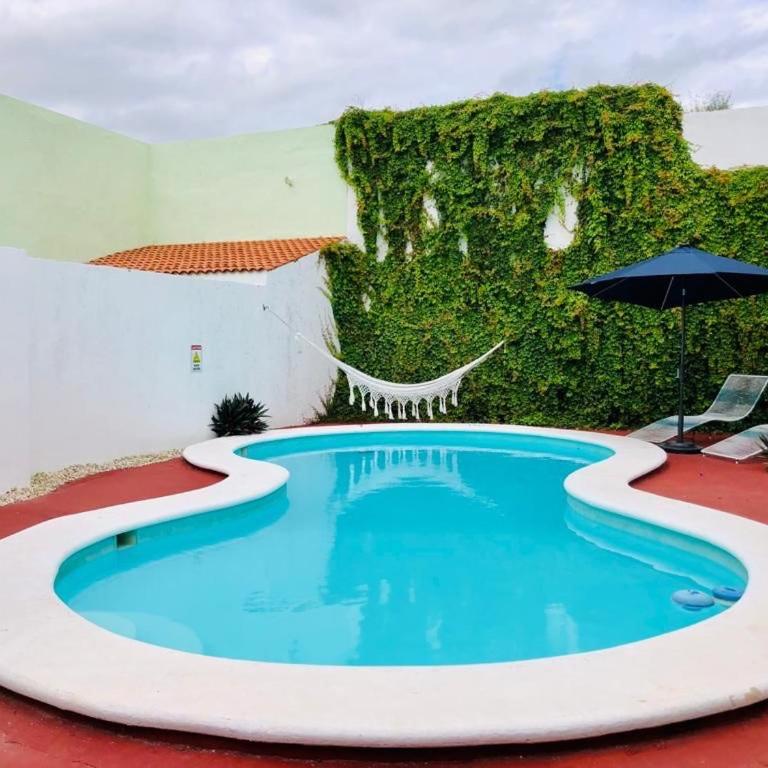 Villa Bugambilia Colonial Charm with Spacious Design and Private Pool Five Minutes from Downtown - Three-Bedroom Villa - 4