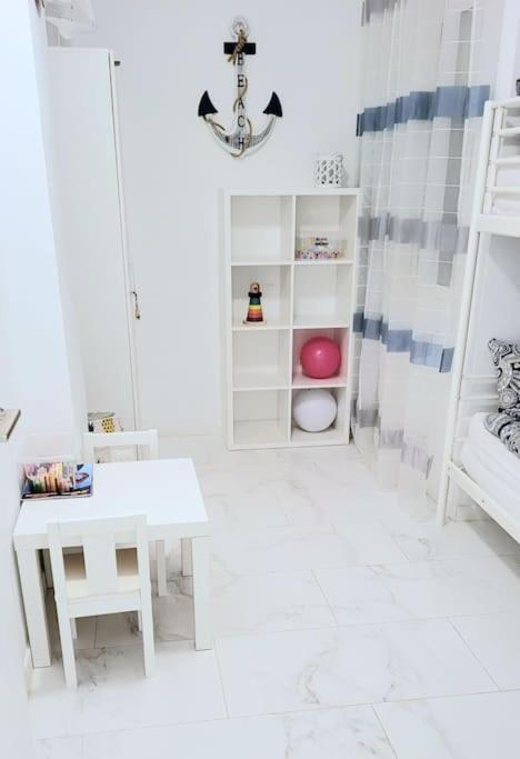 Belle Mar modern apartment centre of Torrevieja - Apartamento de 3 dormitorios - 12