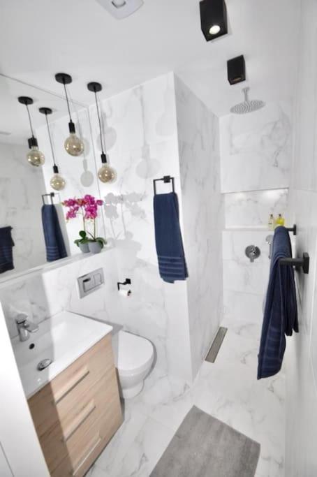Belle Mar modern apartment centre of Torrevieja - Apartamento de 3 dormitorios - 17