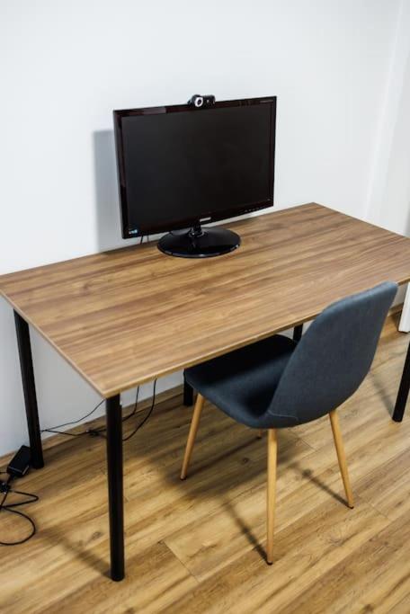 Beautiful modern apartment with Home office amenities - Apartman sa 1 Spavaćom Sobom - 15